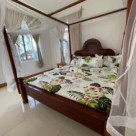 Garden Dreams Hotel Нунгви Экстерьер фото