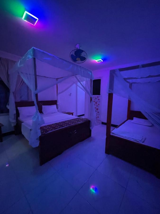 Garden Dreams Hotel Нунгви Экстерьер фото